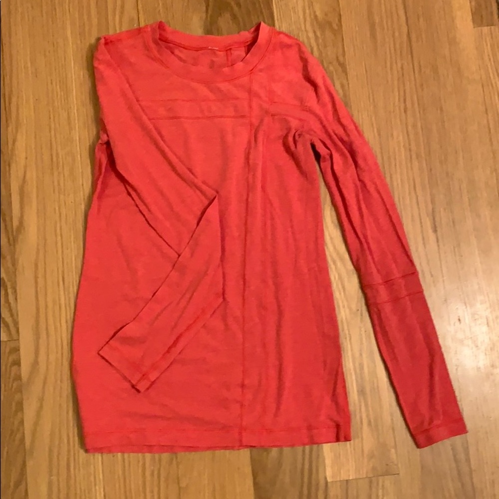 Red lulu long sleeve